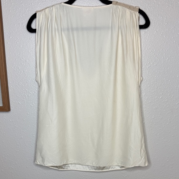 Parker 100% Silk‎ Blouse Cream V-Neck with Chain Detail - Small - Picture 6 of 8